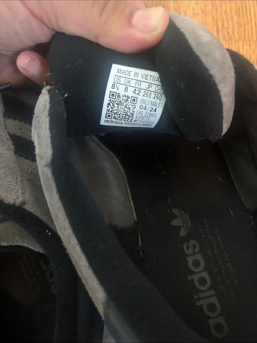 adidas low top
